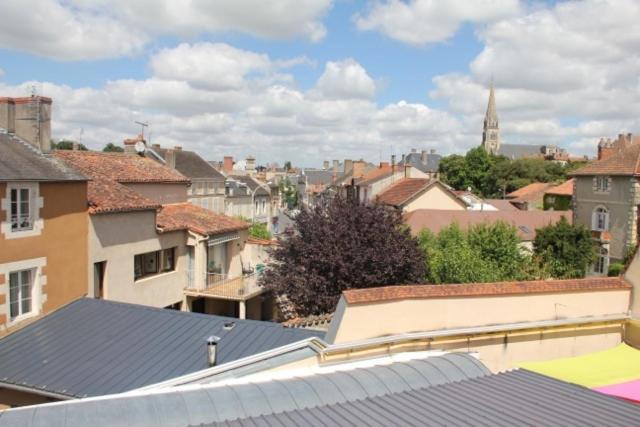 Logis Hotel De France Restaurant Le Lucullus Montmorillon Szoba fotó